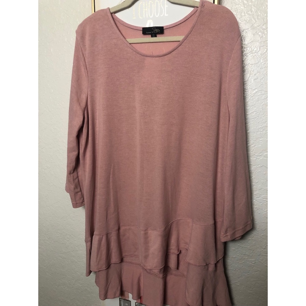 High-Low Tiered Bottom Top